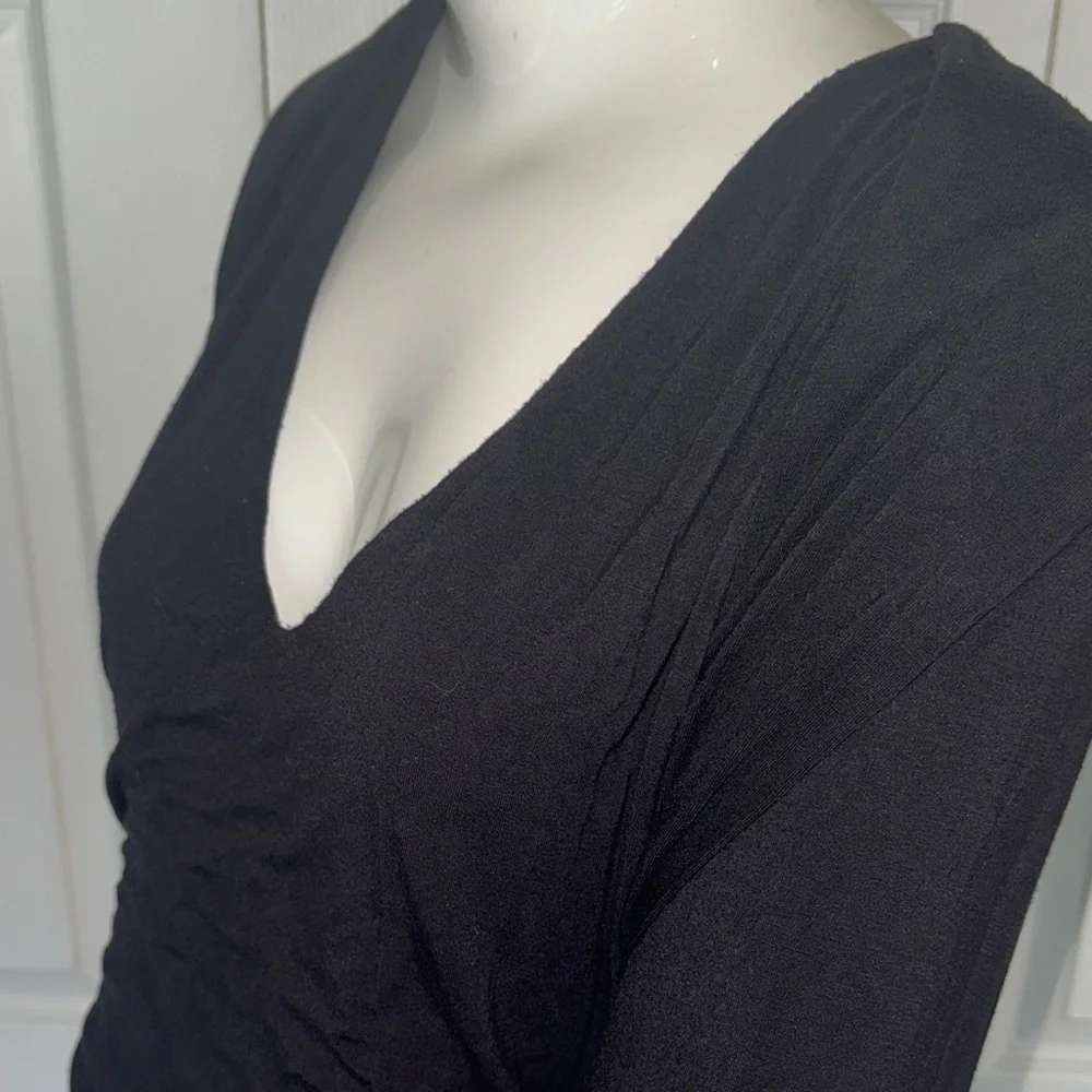 VENUS Elegant Black Long Sleeve ruched Dress - Picture 5 of 8